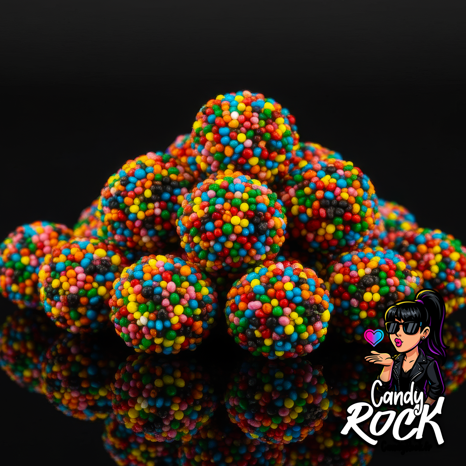 Vue rapprochée des Astéroïdes Disco Burmar montrant la texture tendre et les perles colorées, CandyRock.