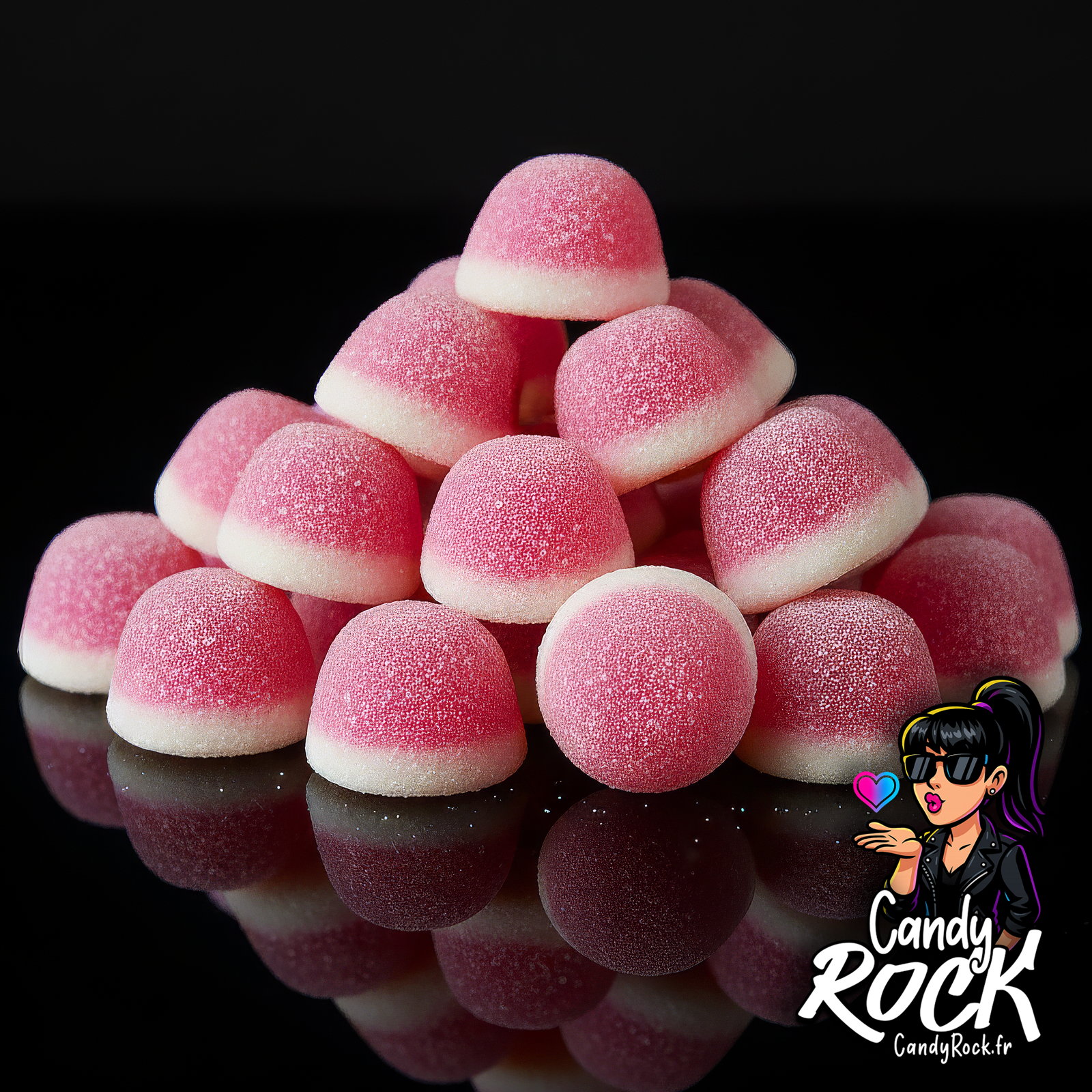 Vue rapprochée de Bisous fraise sucrés, détail du sucre fin et de la mousse moelleuse, CandyRock.