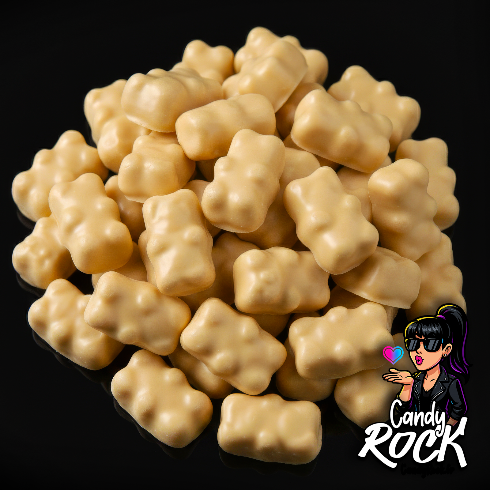 Oursons de guimauve Ceconsa enrobés de chocolat blanc, présentation générale sur fond noir CandyRock.
