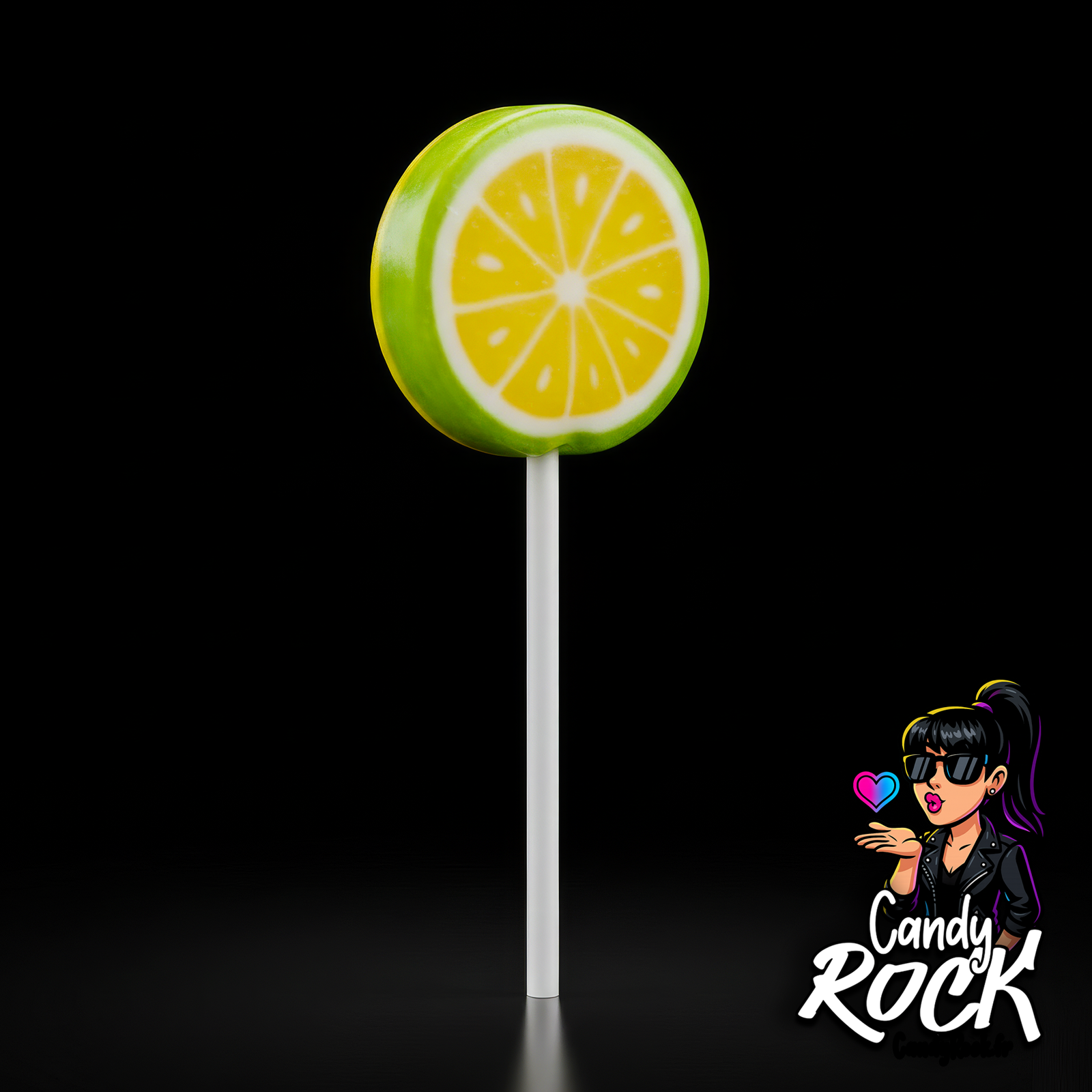 Vue détaillée d’une sucette rock Gerio motif citron jaune et vert, texture lisse et colorée, sur fond noir CandyRock.